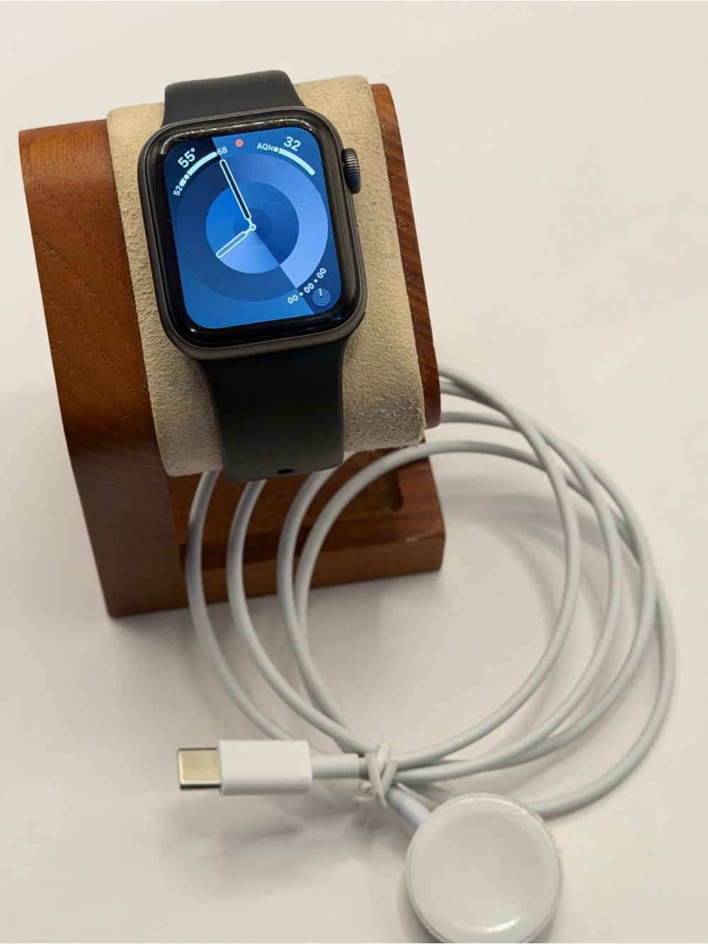 Apple Watch Series 4, Unlock, Tested, LTE, 40mm, Charger included